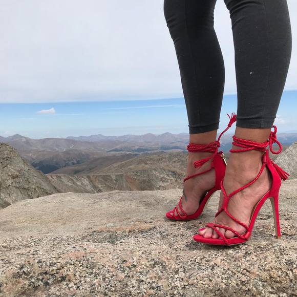 Meet your Posher, Amanda - Picture 1 of 1